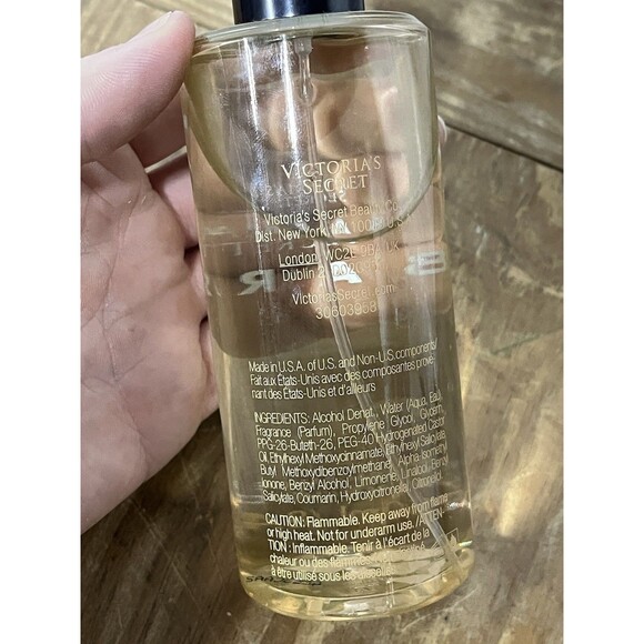 VICTORIA'S SECRET ~ BARE FINE FRAGRANCE MIST ~ 8.4 OZ 90% Full - Picture 8 of 11